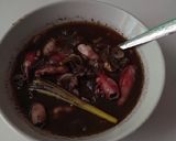 Foto langkah ke 5 dari resep Cumi Kuah Hitam.