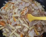Foto langkah ke 4 dari resep Capcay Sayur Simpel.