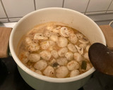 Foto del paso 5 de la receta: Tom Kha Goong (ต้มยำกุ้ง) (Sopa picante Thai con gambas)
