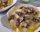 Foto del paso 7 de la receta: Ñoquis caseros con bechamel y setas al aceite de trufa