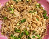 รูปขั้นตอนการทำที่ 4 ของ ก๋วยเตี๋ยวคลุก