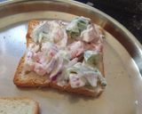 मेयोनेज़ सँडविच (mayonnaise sandwich recipe in marathi) रेसिपी स्टेप 3 फोटो 
