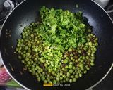 A picture of step 3 of Stuffed Green Peas Paratha.