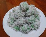 Foto langkah ke 8 dari resep Kelepon tepung ketan tanpa kapur sirih.