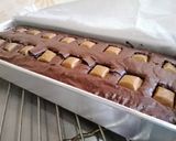 Foto langkah ke 7 dari resep Chewy Brownies Premium.