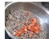 Foto langkah ke 3 dari resep Spaghetti Bolognese.