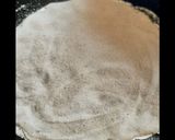 ज्वारी बाजरी भाकरी. (jowari bhakri recipe in marathi) रेसिपी स्टेप 3 फोटो 