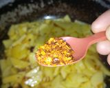 A picture of step 5 of Chilli Potato / Aloo ki bhujiya.