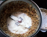 A picture of step 2 of Cream Kanda Curry.
