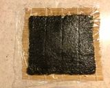 Foto del paso 17 de la receta: California Roll ~Sushi de Aguacate y Surimi (No es Estilo Japonés)~