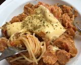 รูปขั้นตอนการทำที่ 3 ของ สปาเก็ตตี้กุ้งซอสมะเขือเทศ ฉบับเด็กหอ🍝