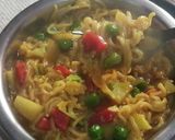 वेजी नूडल्स (veggie noodles recipe in Hindi) रेसिपी चरण 4 फोटो