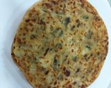A picture of step 3 of Potato and fenugreek leaves paratha.