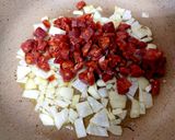 A picture of step 3 of My Chorizo + Veg Mix on Pasta. 🤗🤗.