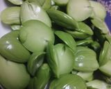 Gambar langkah 1 resipi Sambal Tempoyak Daun Kayu.