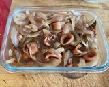 Foto del paso 8 de la receta: Calamares Encebollados con Vino Tinto
