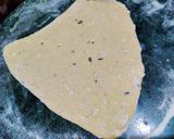 A picture of step 3 of Dal- oats paratha.
