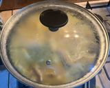 Foto langkah ke 5 dari resep Ayam Ungkep Bumbu Kuning.