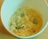 A picture of step 1 of Semiya Rava Idli.