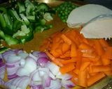 A picture of step 1 of Simla mirch ki healthy bhujiya.