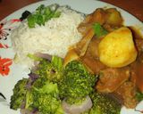 A picture of step 11 of Mutton curry with broccoli.