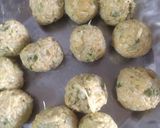 A picture of step 1 of Bottle gourd (lauki) kofta in gravy.