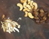 A picture of step 2 of Sweet Vermicelli with Toasted Nuts.