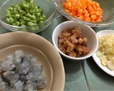Hình bước làm 1 của món Cơm chiên tôm