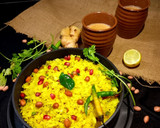 A picture of step 5 of Kanda poha.