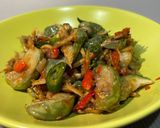 Foto langkah ke 7 dari resep Tumis terong ijo teri.