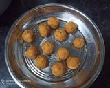 A picture of step 4 of Tandoori Cheese Walnut Patty.