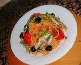 Une image de l'étape 3 de Spaghetti aux Sardine, olive noire.