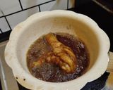 Foto langkah ke 1 dari resep Ayam Goreng sambal hitam.