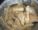 Hình bước làm 2 của món Gà chiên trứng muối Đài Loan