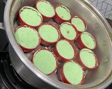 Foto langkah ke 4 dari resep Kue PuTu.