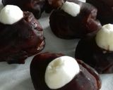 Foto langkah ke 5 dari resep Kurma Keju Lapis Coklat.