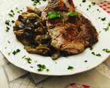 Foto del paso 5 de la receta: Entrecot a la plancha con guarnición de setas salteadas