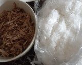 Foto langkah ke 1 dari resep Serundeng Ikan Tongkol.