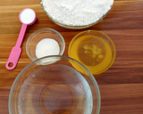 A picture of step 1 of Soft layered chapatti.