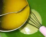 Foto langkah ke 2 dari resep Muffin Pisang no mixer (lembuuuut n chruncy).