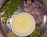 આલુ પરાઠા(Aalu paratha Recipe in Gujarati) રેસીપી સ્ટેપ2ફોટો