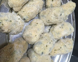 Foto del paso 4 de la receta: Kolokithokeftedes (croquetas de calabacín griega)
