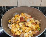 A picture of step 4 of Boiled egg fry.