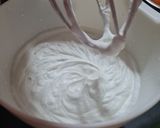 A picture of step 4 of Dairy-Free Tangerine Dessert.