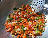 A picture of step 2 of Rava tomato upma.