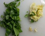A picture of step 4 of Cheesy Sun-dried Tomato, Basil & Mozzarella Creamy Chicken.