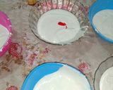 Foto langkah ke 3 dari resep Bolu Rainbow Kukus.