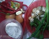 Foto langkah ke 1 dari resep Omelet 🍄 Jamur.