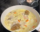 A picture of step 5 of Vietnamese Lemongrass Chicken Curry! (Cà Ri Gà).