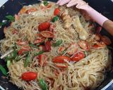 Foto langkah ke 4 dari resep Soun Goreng Kulit Melinjo.